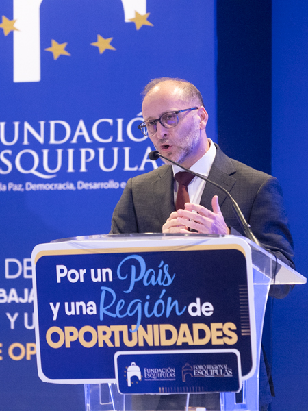 Carlos Benítez